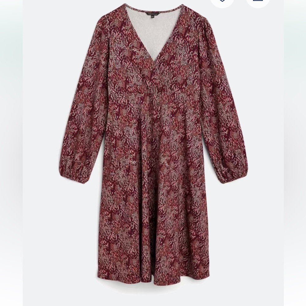 NWT Violets & Roses Mariposa Surplice Patterned Dress.  Size XL.